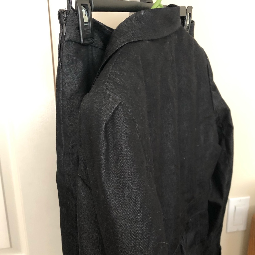 Nine West fitted suit with skirt and jacket